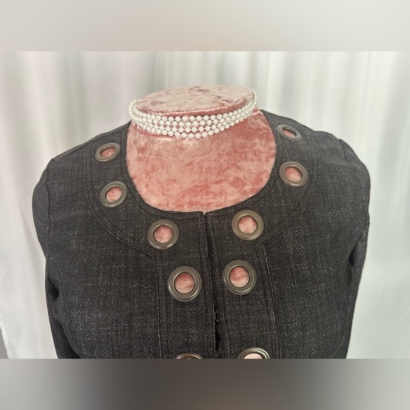 Cato Black Cropped Blazer with Ornate Buttons (743) - Picture 5 of 16